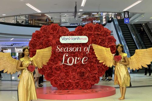 HAPPY VALENTINE’S DAY CÙNG THẦN CUPID VẠN HẠNH MALL